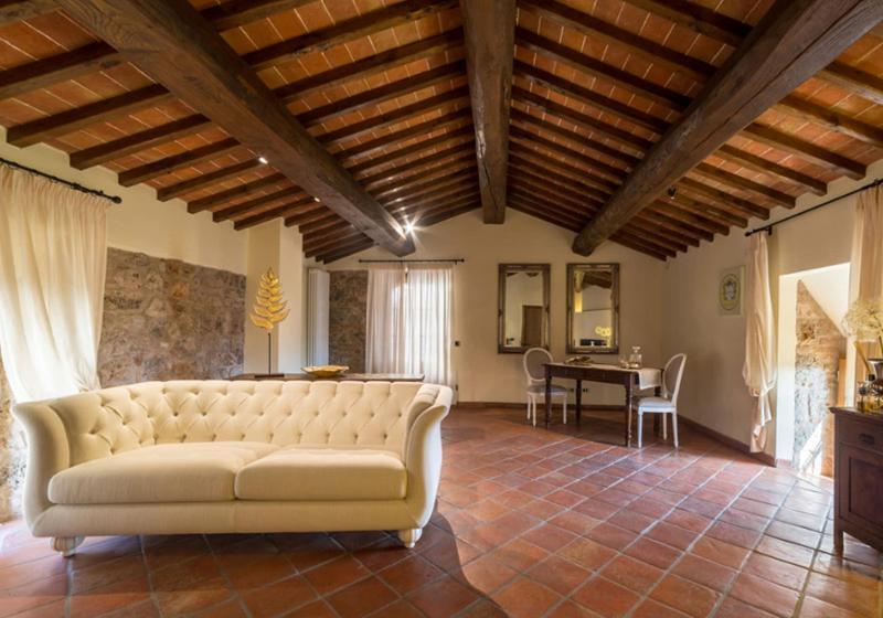سوییت لوکس, Relais La Costa Historical Residence