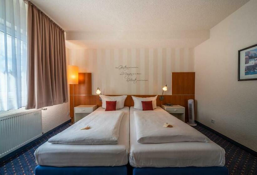 Номер Стандарт, Parkhotel Obertshausen