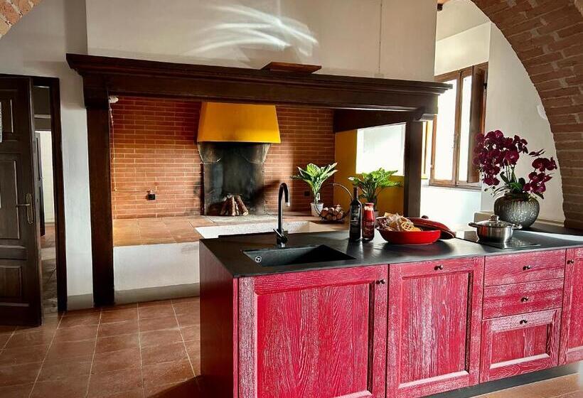 شقة غرفة واحدة مزودة بتراس, Villa Mucellena