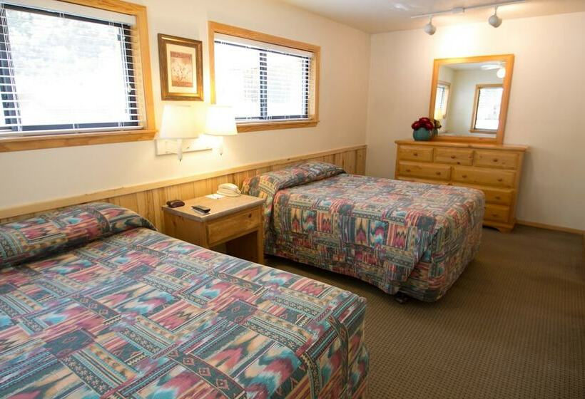 Апартаменты 1 Спальня, Thunderbird Lodge