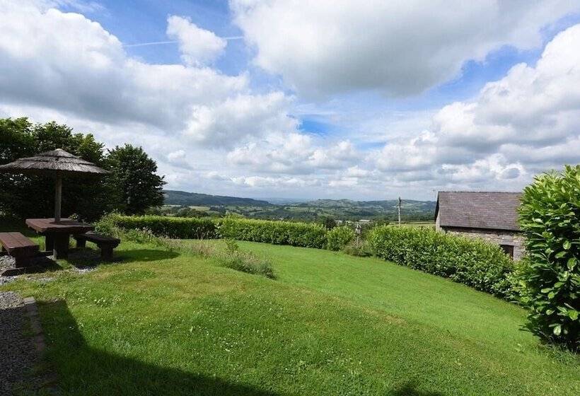Дом 1 Спальня, Rhiwddu Barns   Brecon Beacons National Park