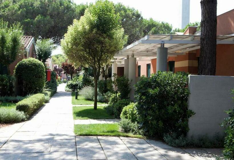 بانگلوی استاندارد, Camping Union Lido