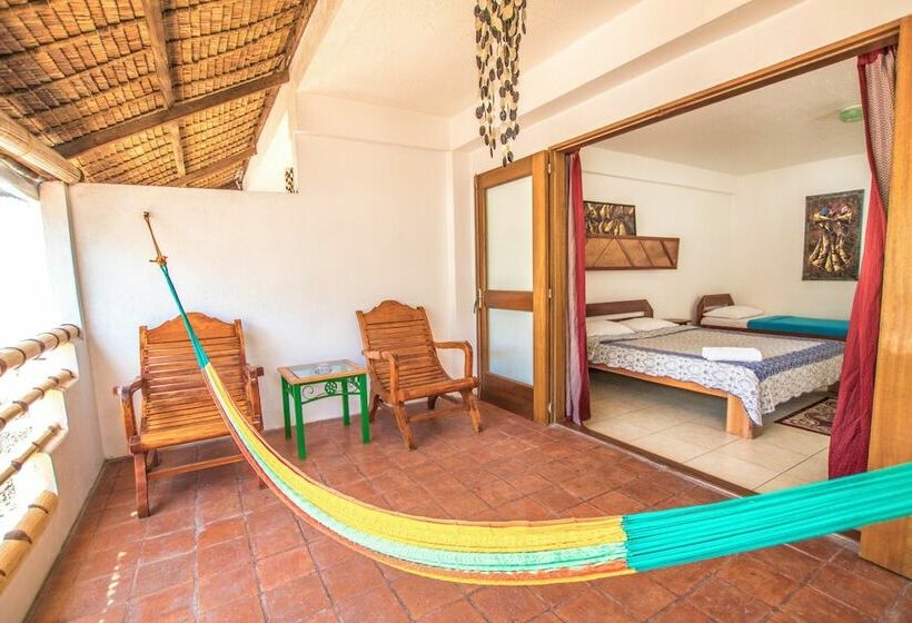 Quarto Familiar, Bamboo Bungalows