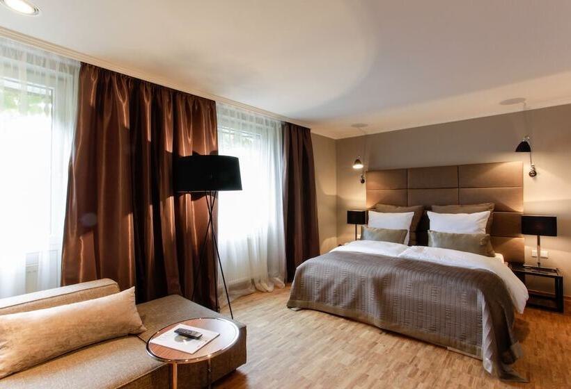 Quarto Deluxe, Gude
