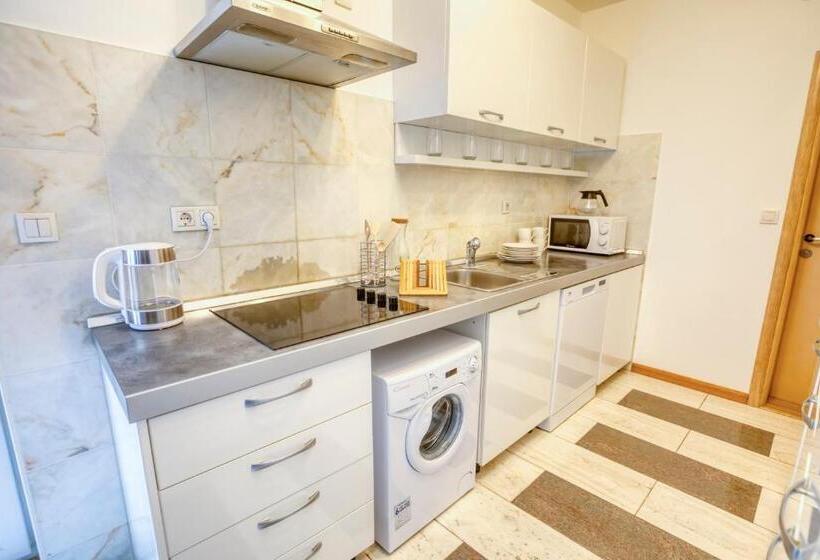 آپارتمان 1 خوابه با چشم‌انداز دریا, Villa Miramar