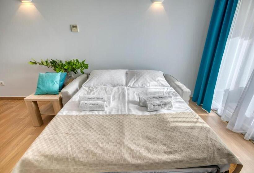 آپارتمان 1 خوابه با چشم‌انداز دریا, Villa Miramar