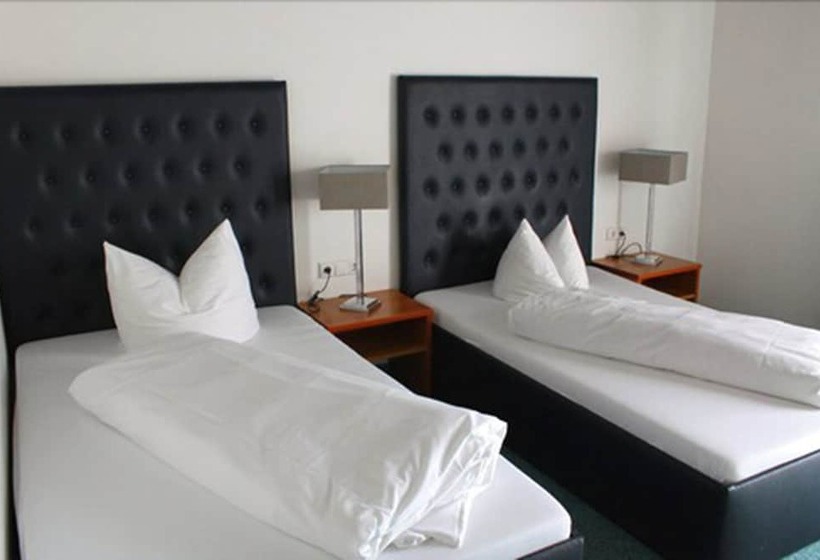 四人标准间, Arthotel Restaurant Pfeffermühle