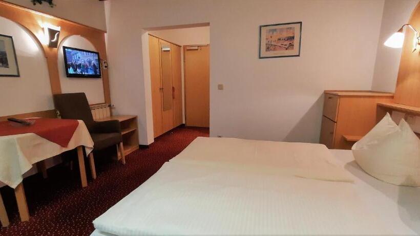Номер Стандарт, Blauer Bock   Hotel Garni