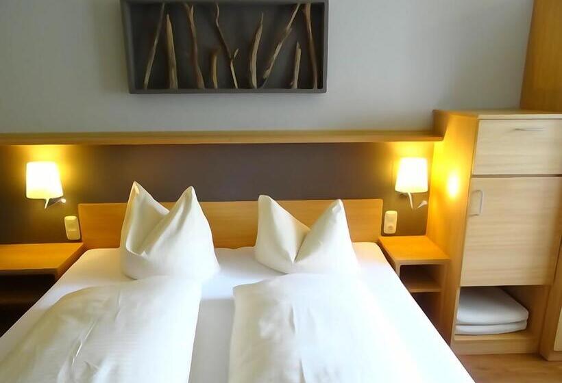 Номер Стандарт, Blauer Bock   Hotel Garni