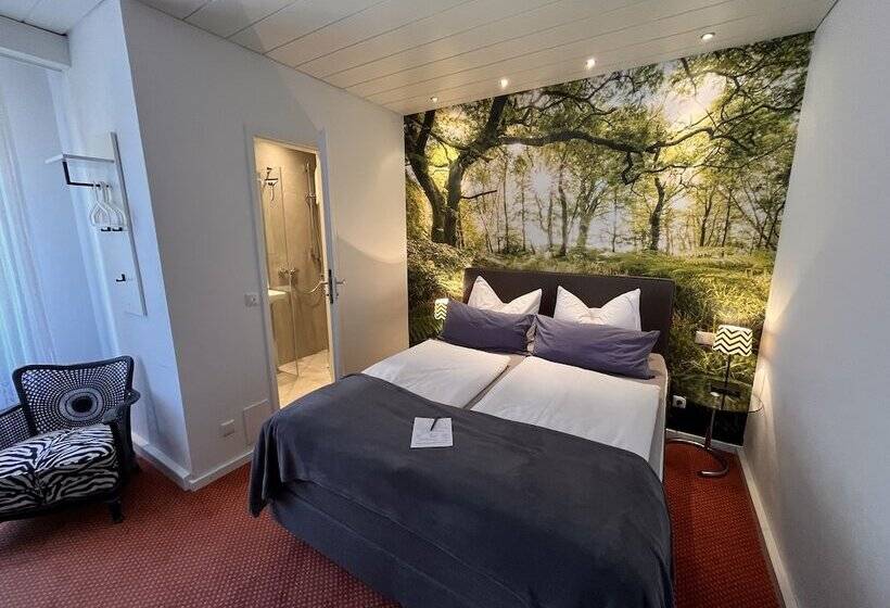 Quarto Estandar, Haus Am Wald