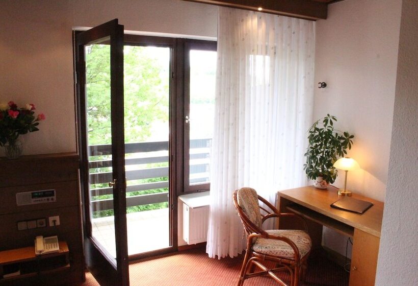 Quarto Estandar Individual, Haus Am Wald