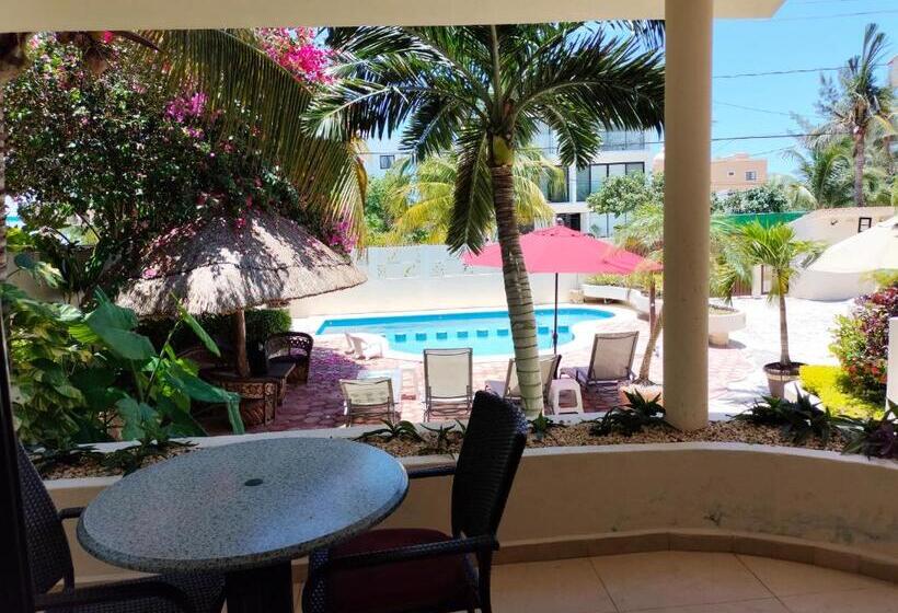 سوییت با چشم‌انداز استخر, Cabañas Puerto Morelos