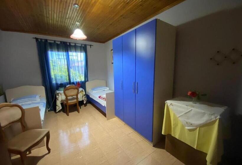 디럭스 룸, Gather Inn Guest House
