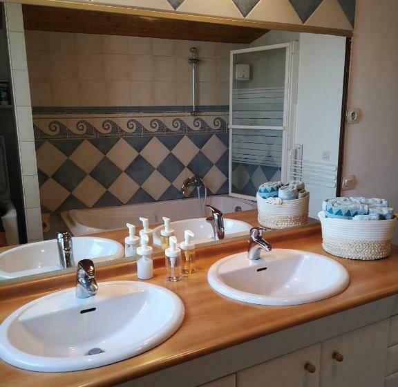 Номер Стандарт Вид на Бассейн, Chez Nathalie Et Raphaël