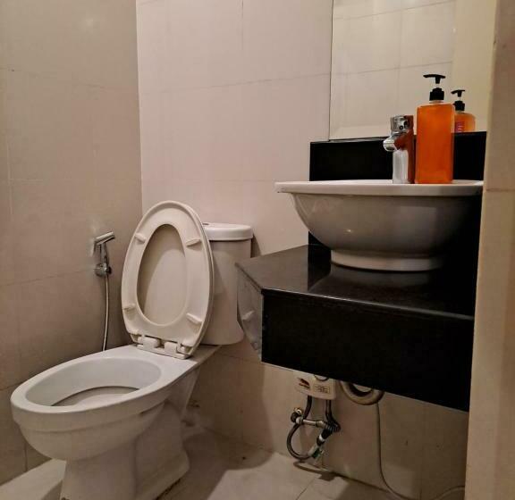 استودیوی استاندارد, Mrmcondotel