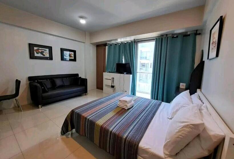 استودیوی استاندارد, Mrmcondotel