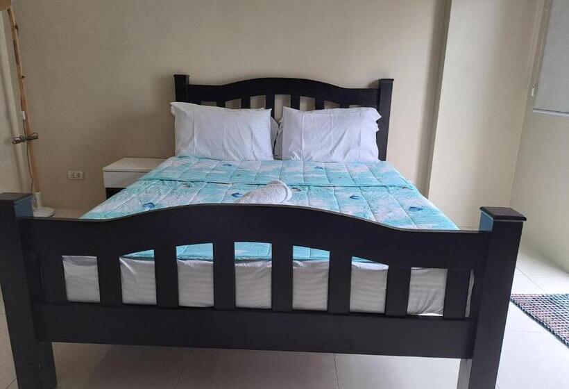 استودیوی استاندارد, Mrmcondotel