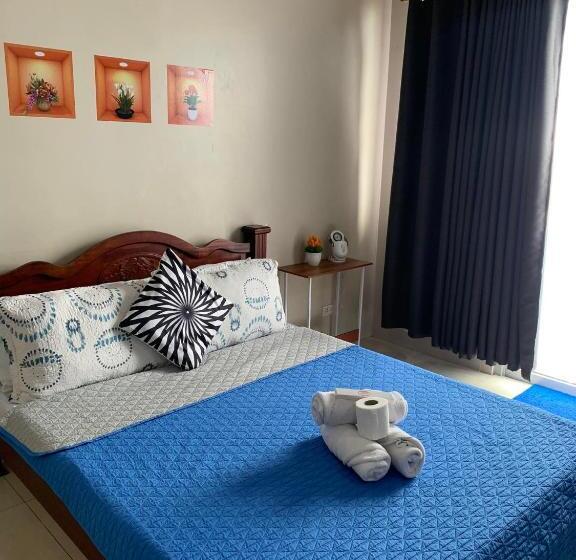 استودیوی استاندارد, Mrmcondotel