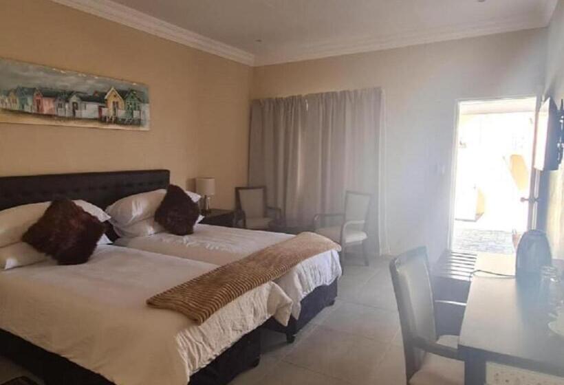 سوئیت با تخت بزرگ, Benoni N12