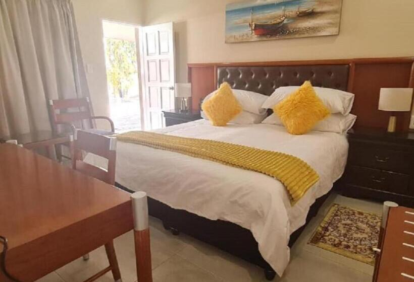 سوئیت با تخت بزرگ, Benoni N12