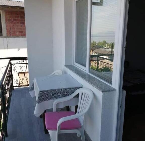 اتاق استاندارد با تراس, Vila Visni