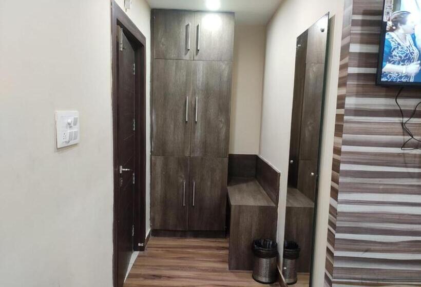 اتاق اکونومی, Rana S House Mcleodganj