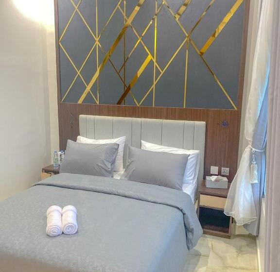 스탠다드 발코니 스튜디오, Algara Puncak
