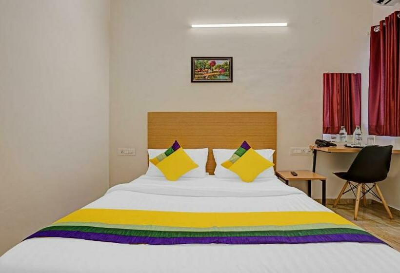 Номер Стандарт, Itsy Hotels Flowers Park