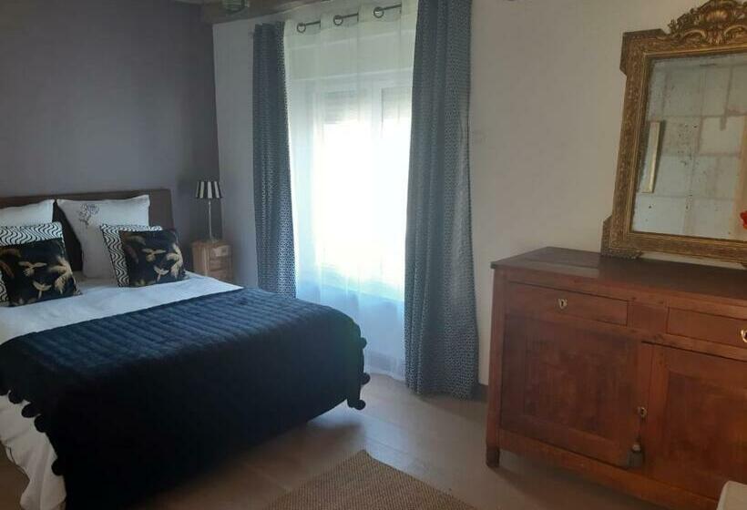 اتاق خانوادگی, Agréables Chambres D Hôtes Dans Maison Xviiie