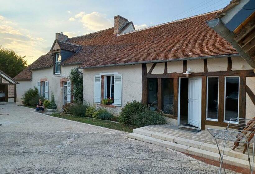 اتاق خانوادگی, Agréables Chambres D Hôtes Dans Maison Xviiie