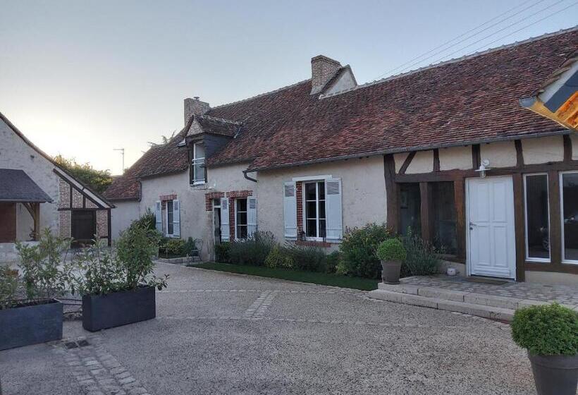 اتاق خانوادگی, Agréables Chambres D Hôtes Dans Maison Xviiie
