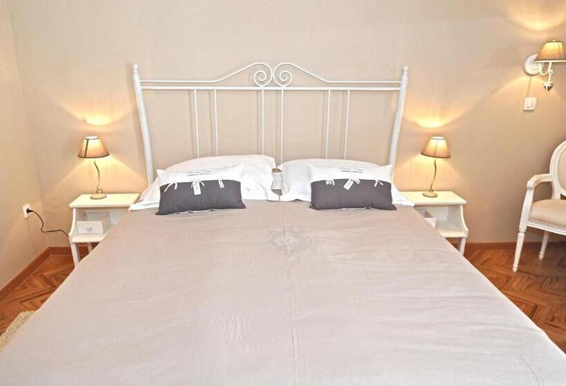 Апартаменты 1 Спальня, Tinel Rooms Old City Center