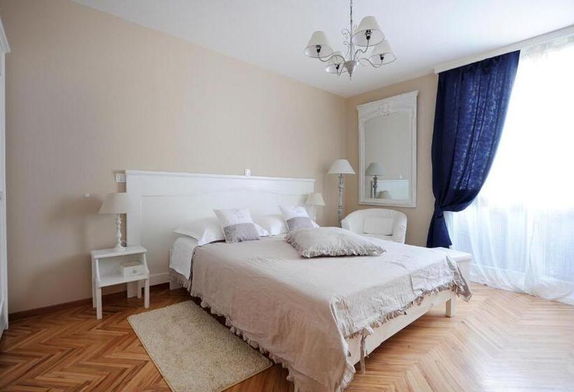 Номер Комфорт, Tinel Rooms Old City Center