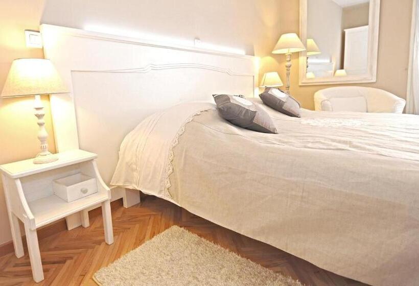 Номер Комфорт, Tinel Rooms Old City Center