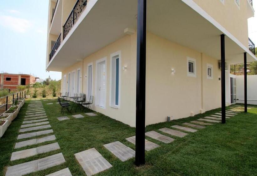 اتاق استاندارد, Golden Hill Ksamil