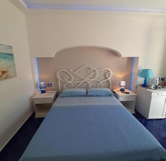 Номер Deluxe Вид на Море, Santa Margherita Suite   Chiaiolella