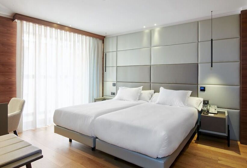 Номер Стандарт, Mypalace León