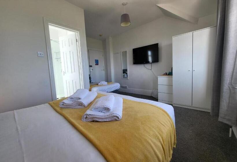 Triple Room Sea View, Beach Hotel Torbay B&b