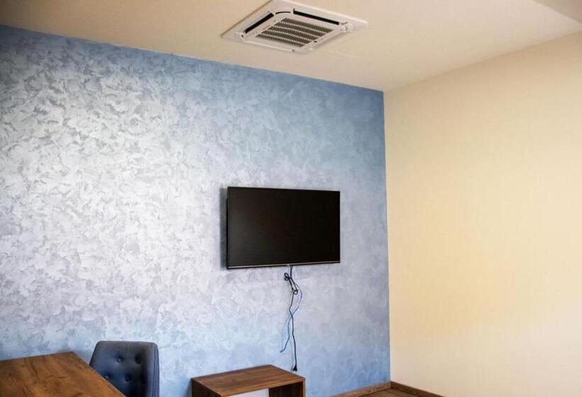اتاق لوکس, Elevenrooms