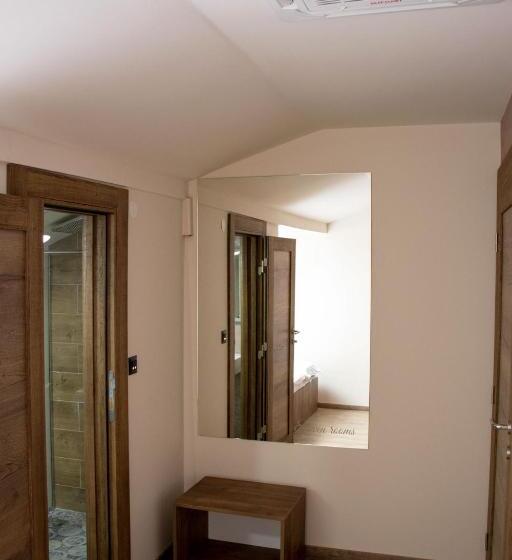 اتاق استاندارد, Elevenrooms