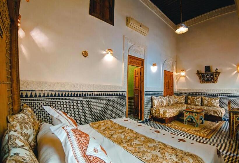 Deluxe Suite King Bed, Riad Fès Center