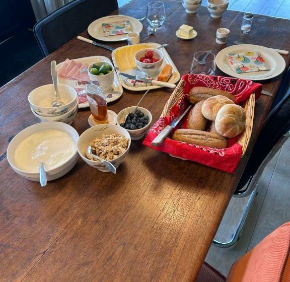 Номер Стандарт, B&b Hieris T