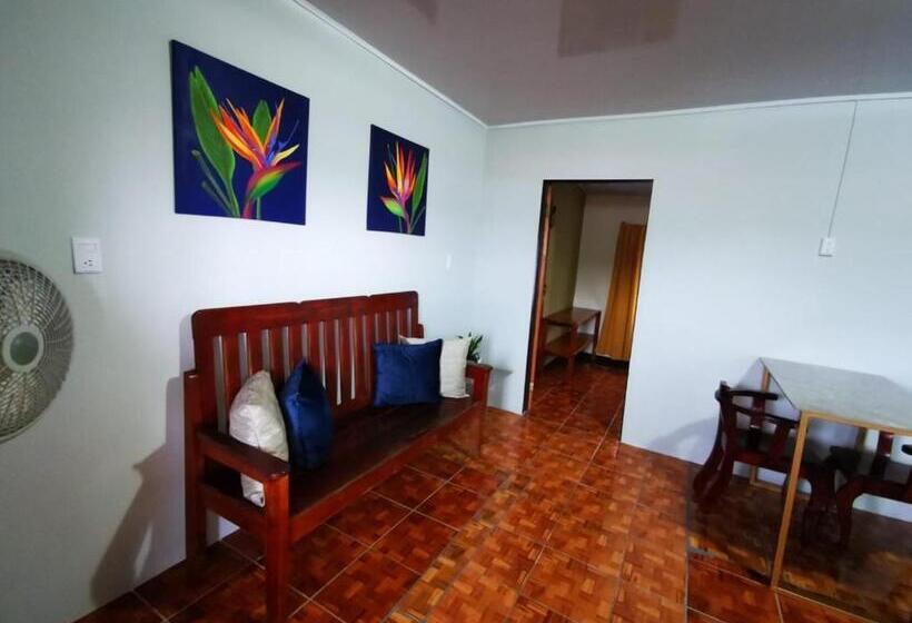 آپارتمان 1 خوابه, The Corner Airbnb