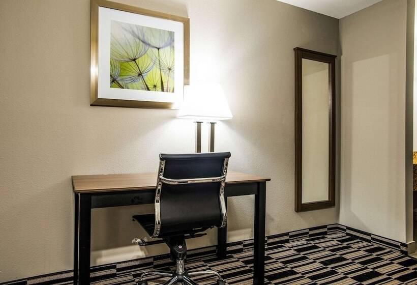 Люкс, The Marco Hotel Lake Charles