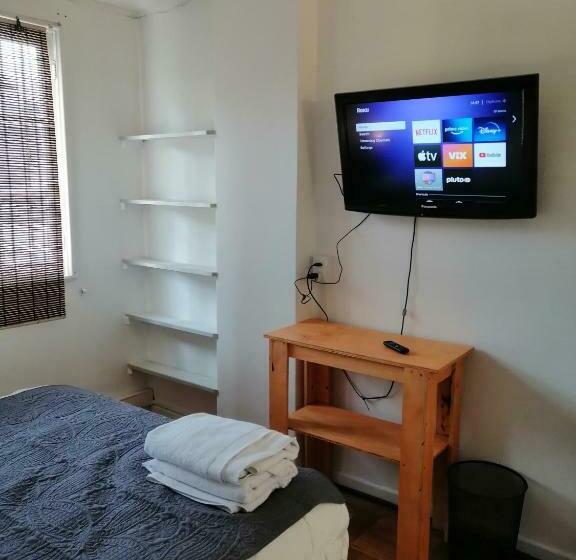 اتاق استاندارد, Hostal Suzi
