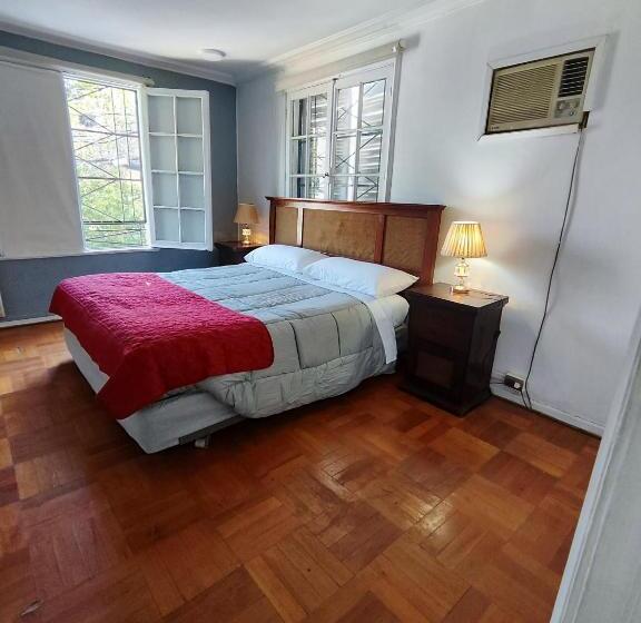 سوییت سوپریور, Hostal Suzi