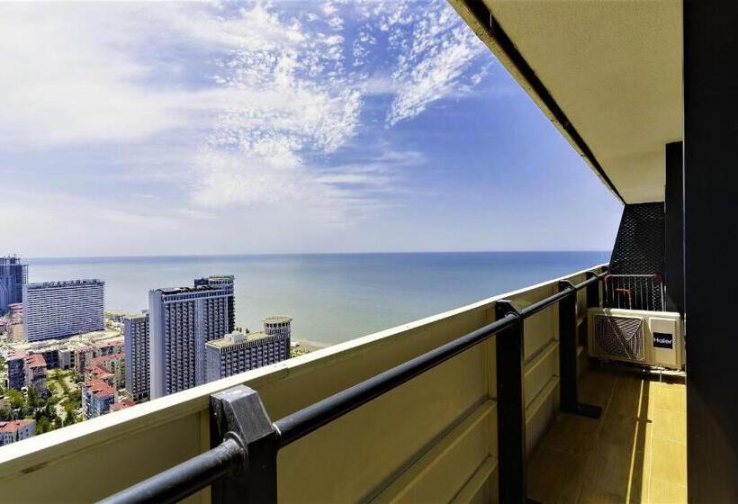 استودیوی استاندارد با چشم‌انداز دریا, Aparthotel Orbi City Batumi