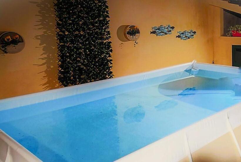 Вилла с 1 спальней и бассейном, Borgo Nuovo Housing