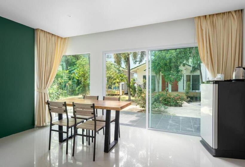 디럭스 트리플 룸, 4u Resort Samui