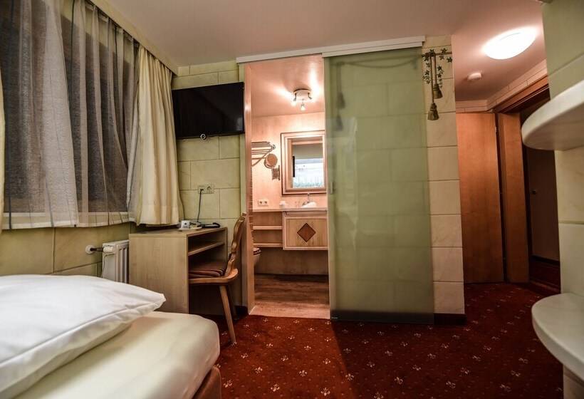 Quarto Estandar Individual, Balma Restaurant | Suites